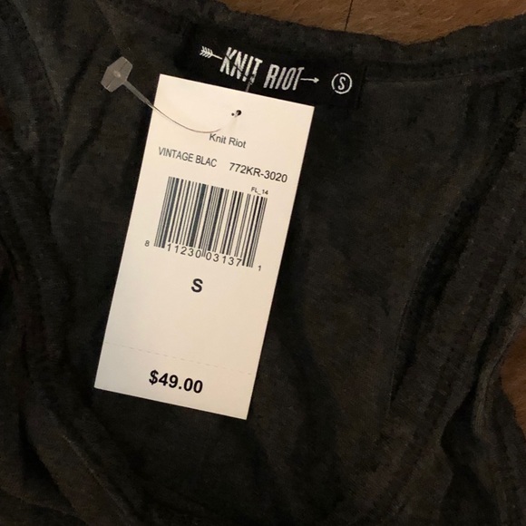 Knit Riot tank - Picture 2 of 2